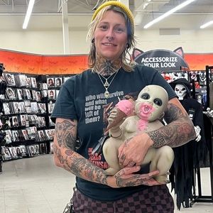 Meet your Posher, Taylor